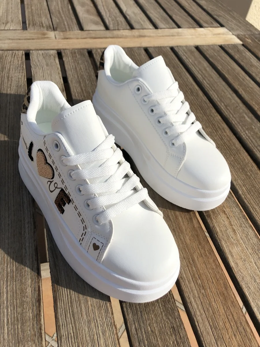 Ninneta White Animal Print