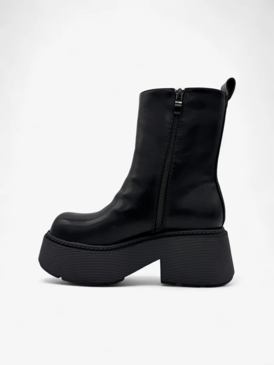Botas Moteras con maxi plataformas Simone Noir