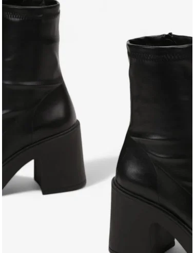 Botines con tacon grueso Biella Noir