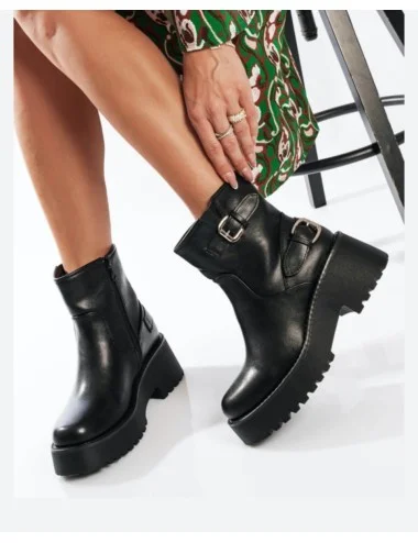 Botines con hebillas y plataforma Lucia Noir