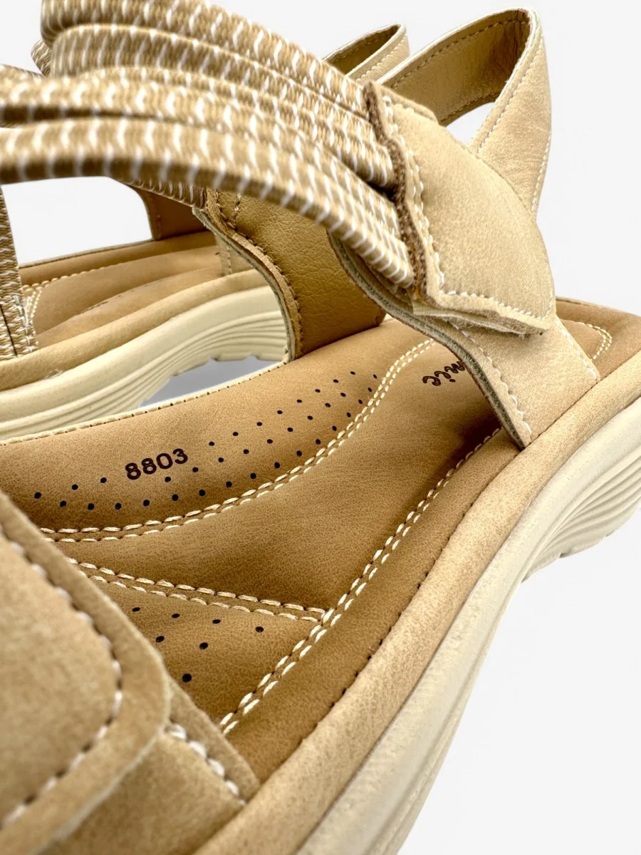 Sandalias Confort con Velcro Macere Beige