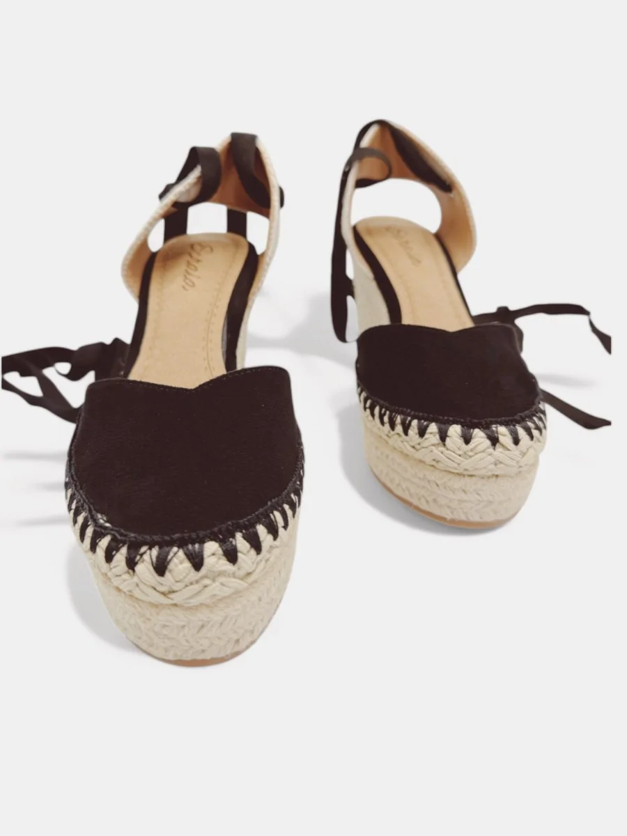 Cuñas de Esparto Atada en Pierna Cles Noir