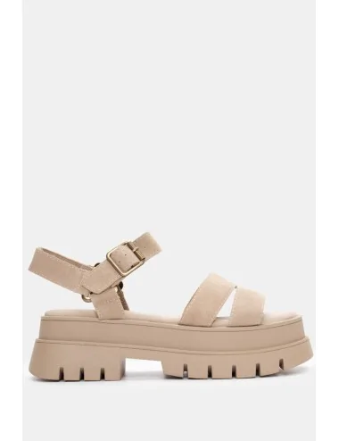 Sandalias con Tiras en Piel...