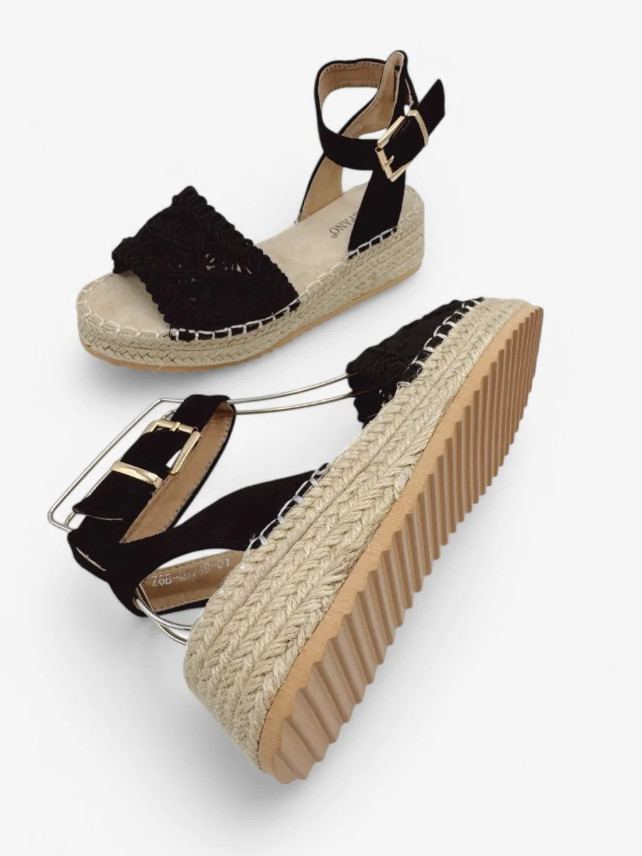 Sandalias con Plataforma y Detalles a Crochet Davizia Noir