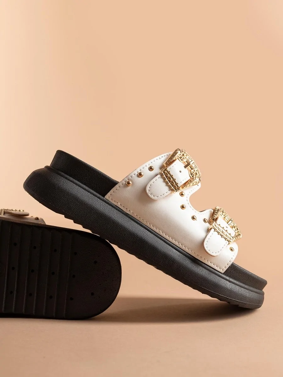 Sandalias con Plataforma y Detalle de Hebilla dorada Tirli White