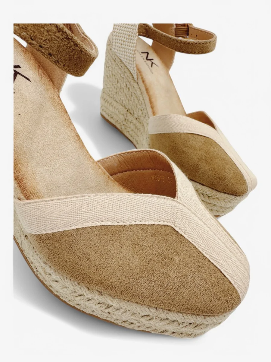 Sandalias con Cuñas de Esparto Leini Khaki