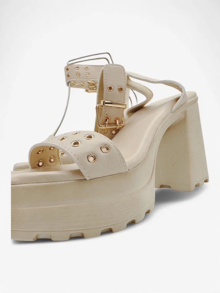Sandalias con Tacón Sarcina Beige