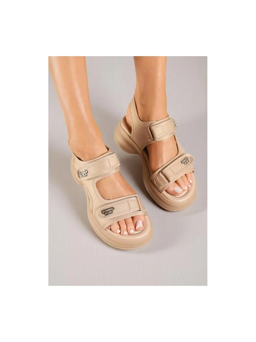 Sandalias Confort con Velcro Tatti Beige
