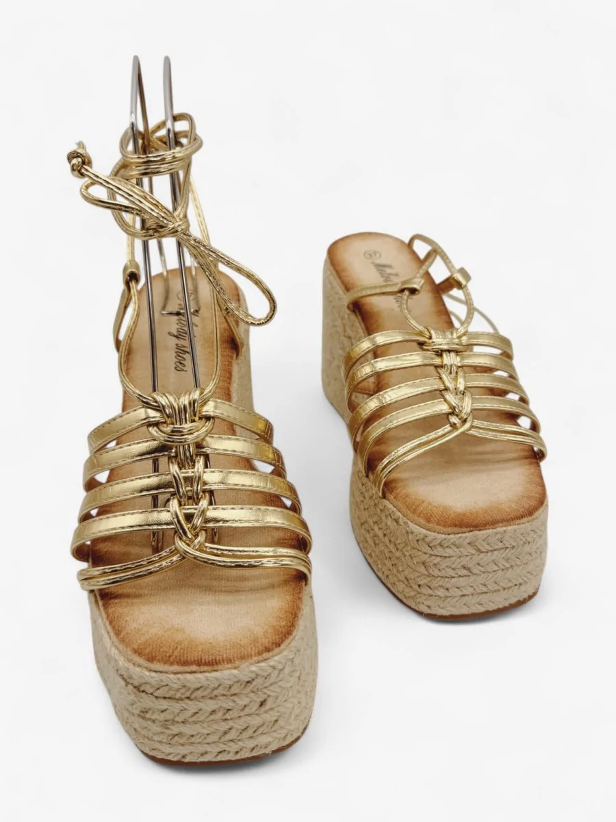 Sandalias con Tiras Atadas a la Pierna Nora Gold