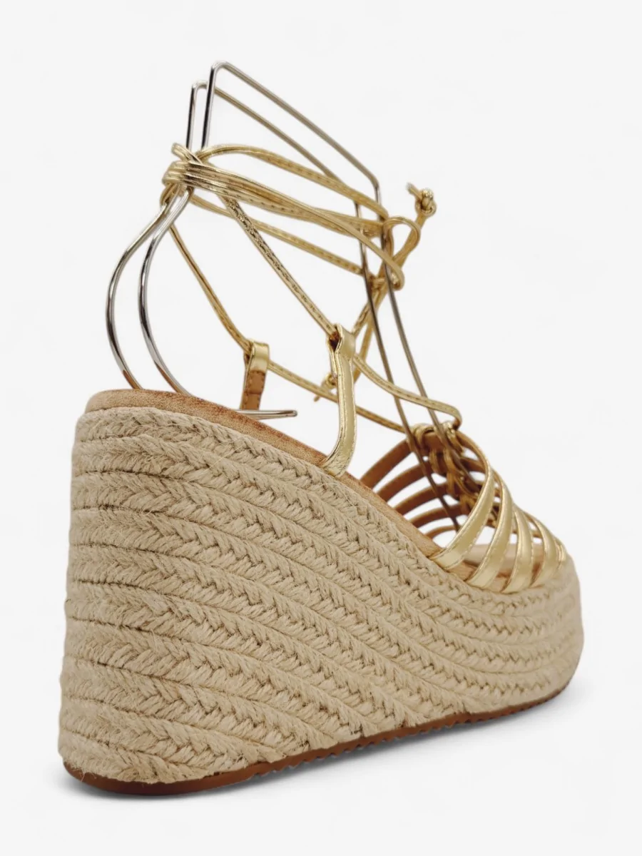 Sandalias con Tiras Atadas a la Pierna Nora Gold