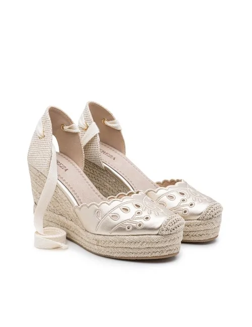 Sandalias Alta con Detalles...