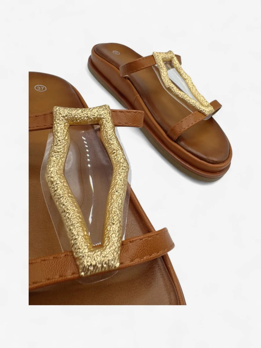 Sandalias con Detalle Dorado Pergusa Camel