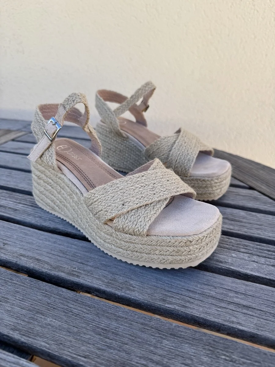 Sandalias con Plataforma Gares Beige