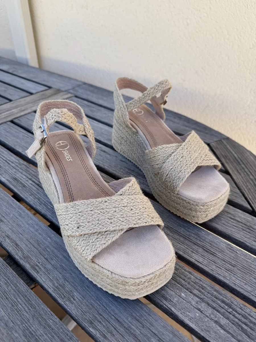 Sandalias con Plataforma Gares Beige
