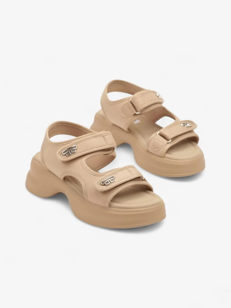 Sandalias Confort con Velcro Tatti Beige