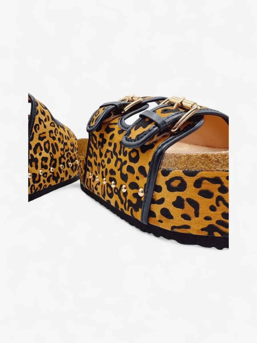 Sandalias con Plataforma y Detalles Dorados Valmir Animal Print