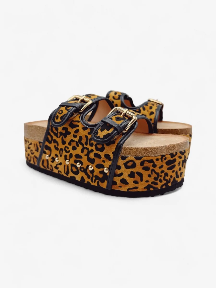 Sandalias con Plataforma y Detalles Dorados Valmir Animal Print