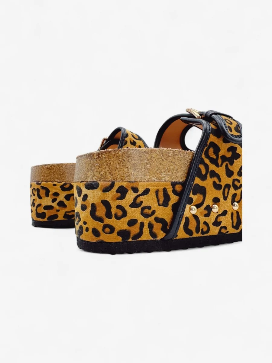 Sandalias con Plataforma y Detalles Dorados Valmir Animal Print