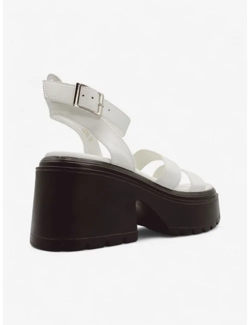 Sandalias con Plataforma...