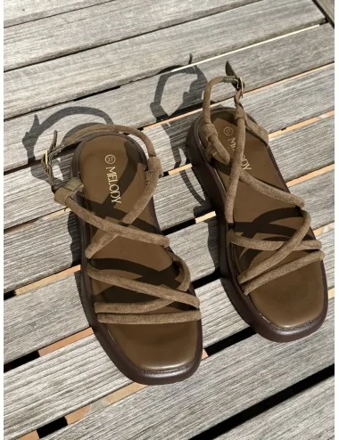 Sandalias planas con...