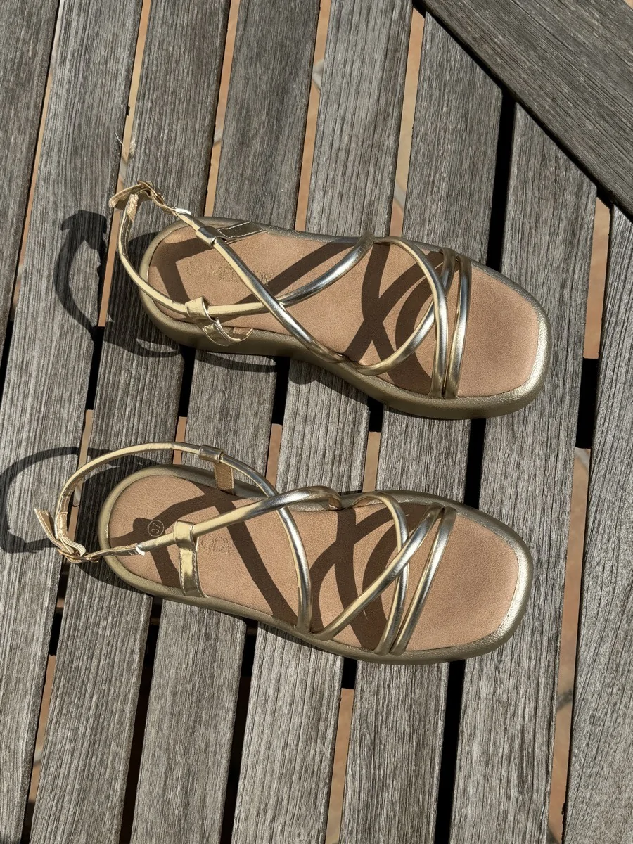 Sandalias planas con plataforma Terme Gold