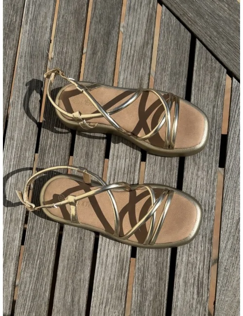 Sandalias planas con...