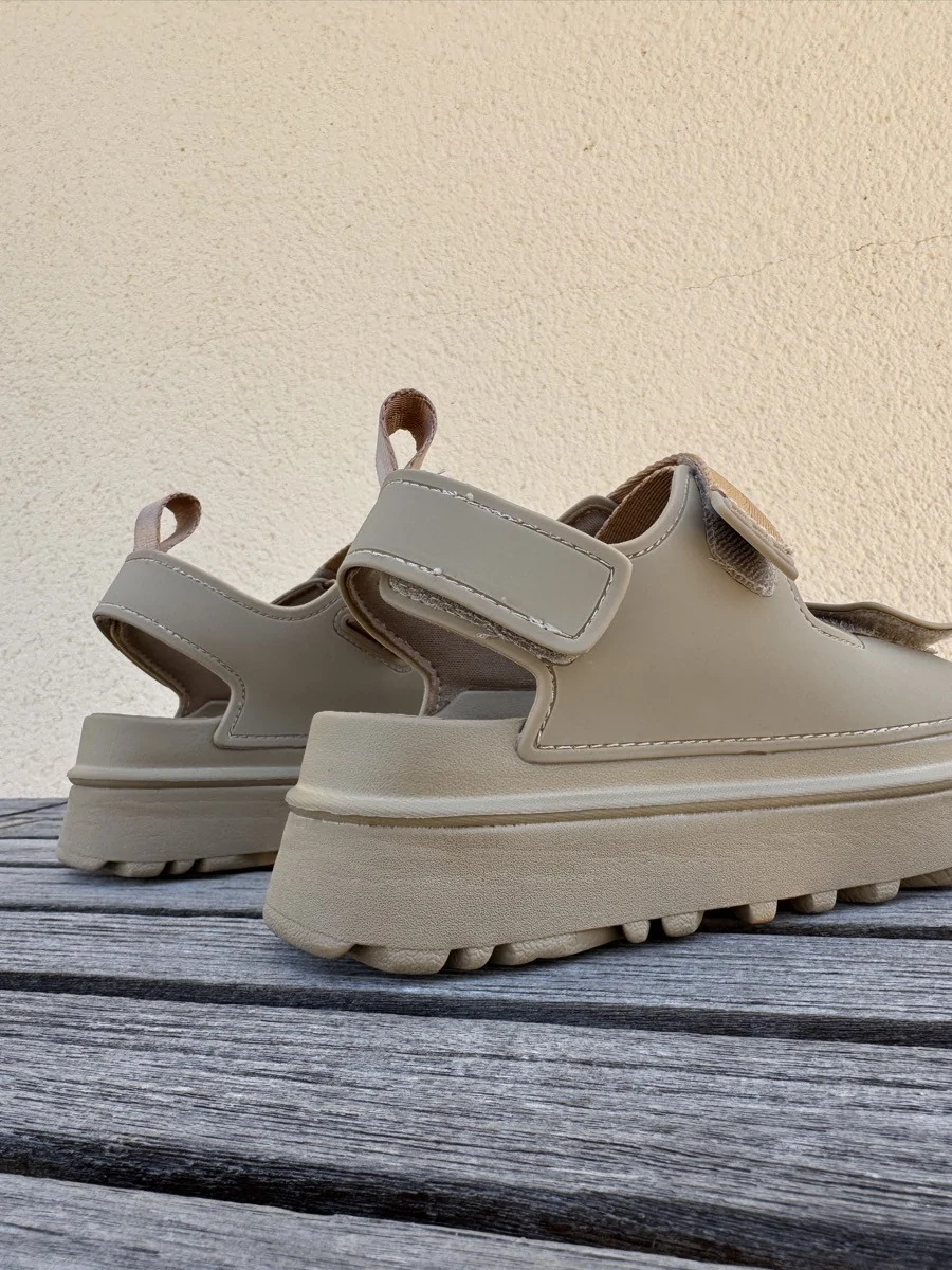 Sandalias con Plataforma y velcro Nevea Khaki