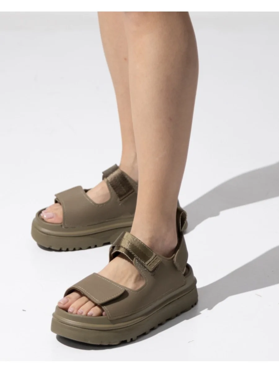 Sandalias con Plataforma y velcro Nevea Green