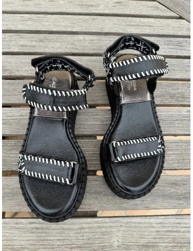 Sandalias con Plataforma...