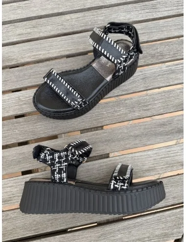 Sandalias con Plataforma...