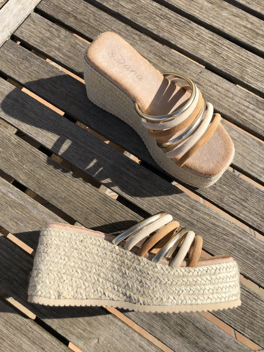 Sandalias Con Plataforma de Esparto y Tiras Lerca Camel