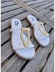 Sandalias Planas con Detalle Dorado Marsia White