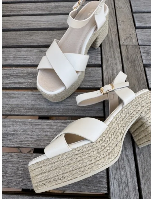 Sandalias con Tacón Grueso...