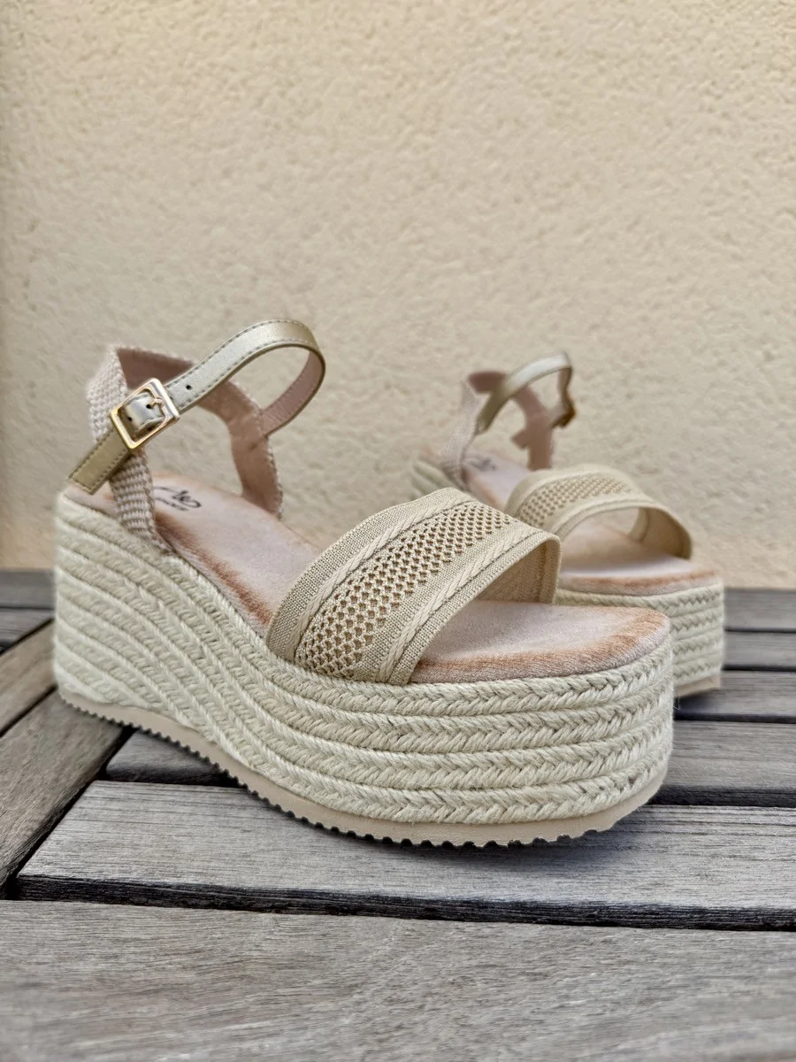 Sandalias con Cuña y Plataform de Esparto Aranova Gold