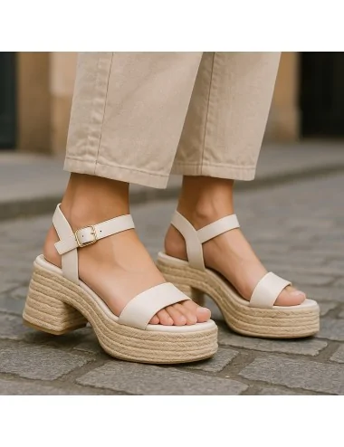 Sandalias con Tacón Grueso...