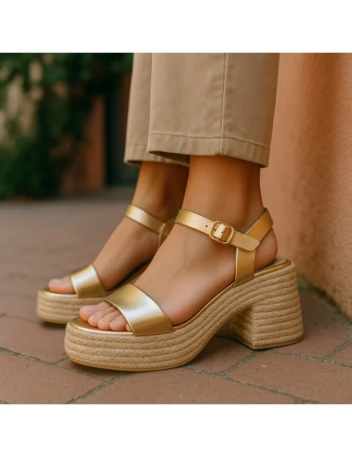 Sandalias con Tacón Grueso...