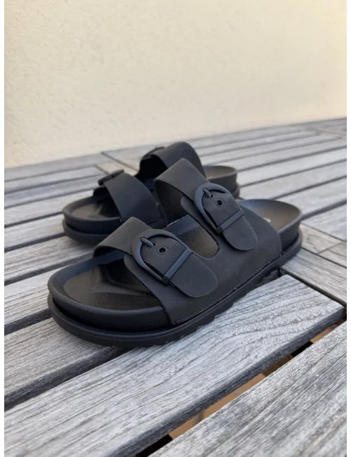 Sandalias con Hebillas...