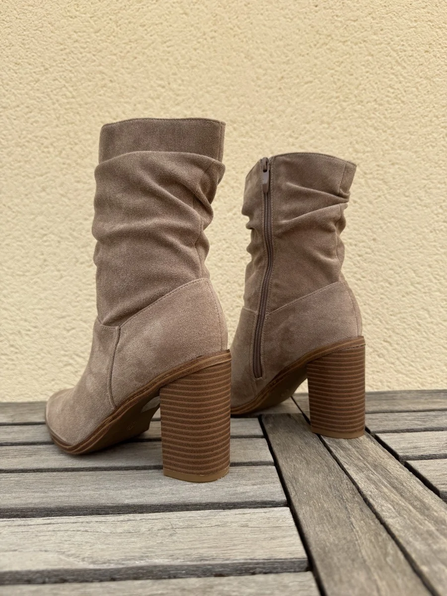 Botines con tacón Pieve khaki