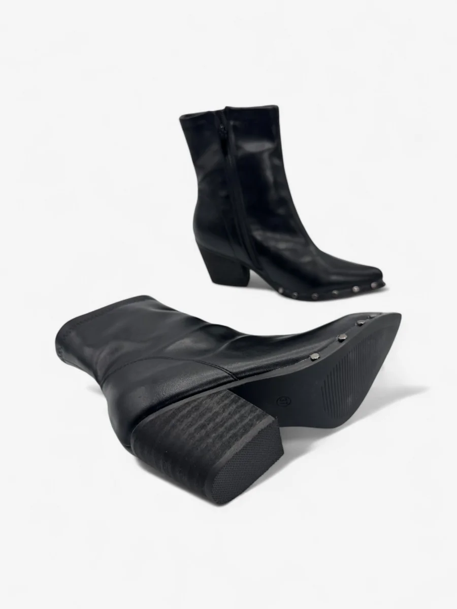 Botines Cowboy con Tacon y tachuelas Plateados Fiesse Noir