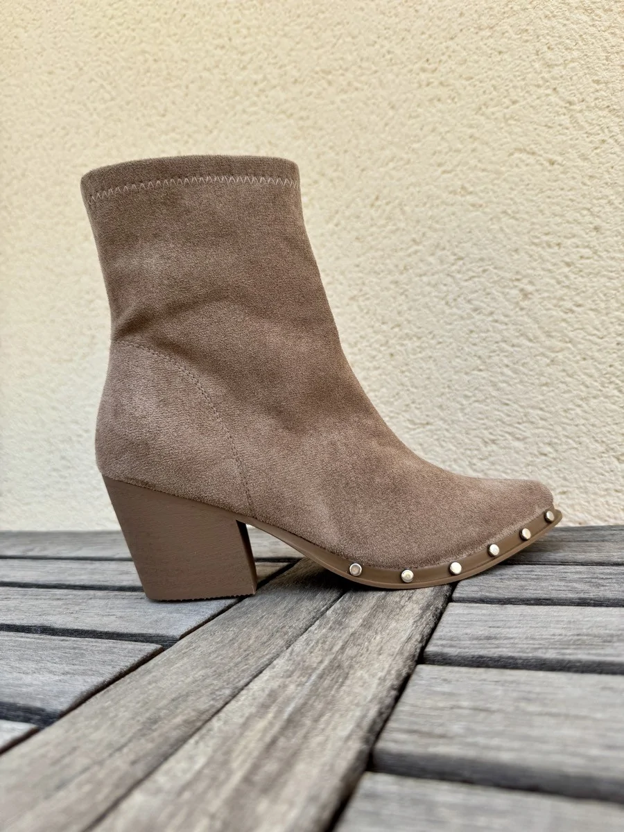 Botines Cowboy con Tacon y tachuelas Plateados Fiesse Khaki