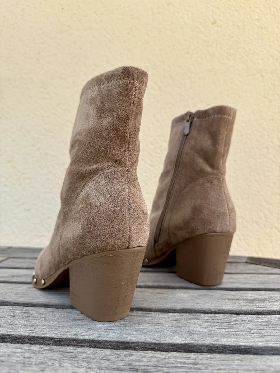 Botines Cowboy con Tacon y tachuelas Plateados Fiesse Khaki
