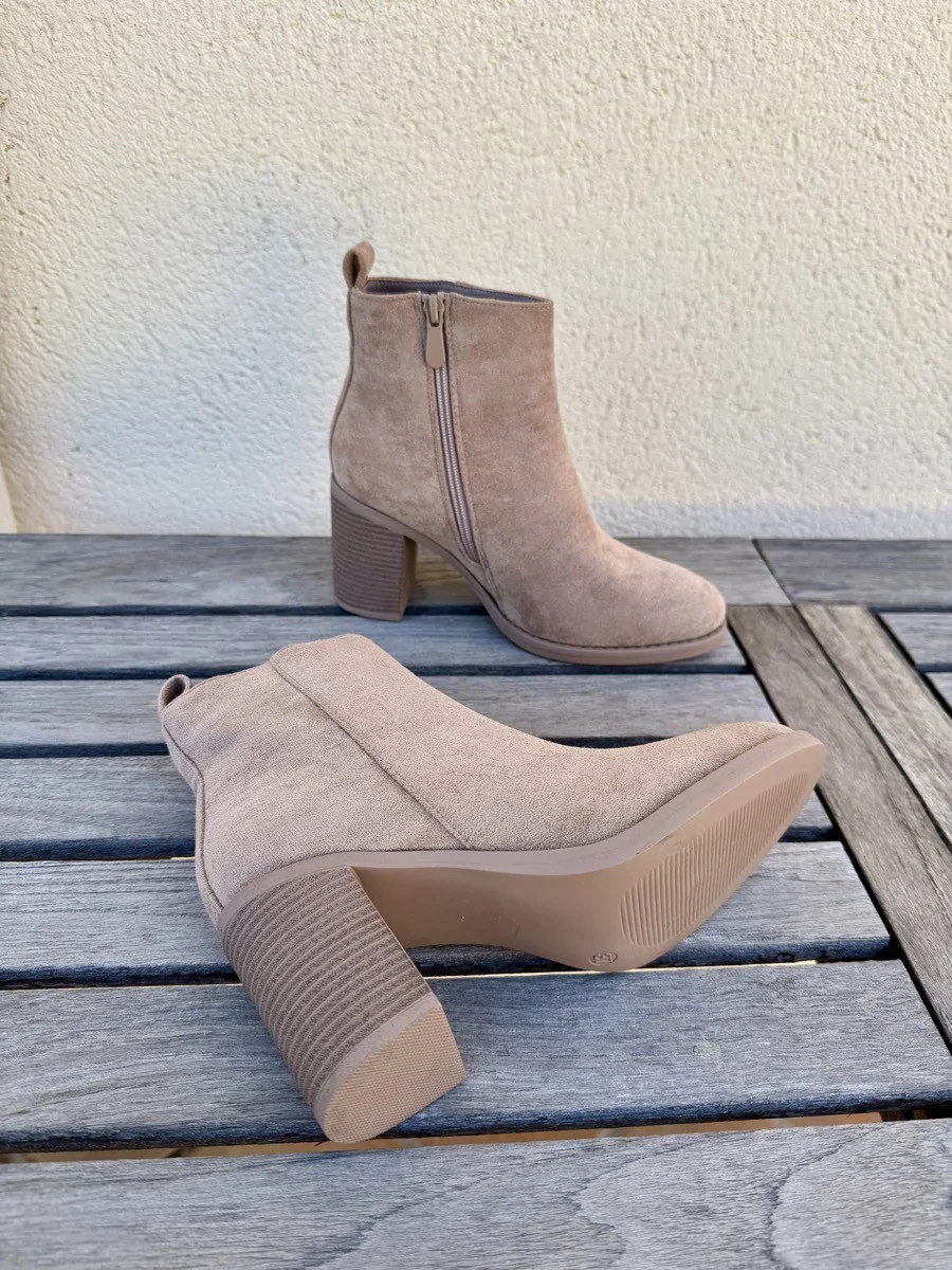 Botines con tacón de Antelina Brozzi Khaki
