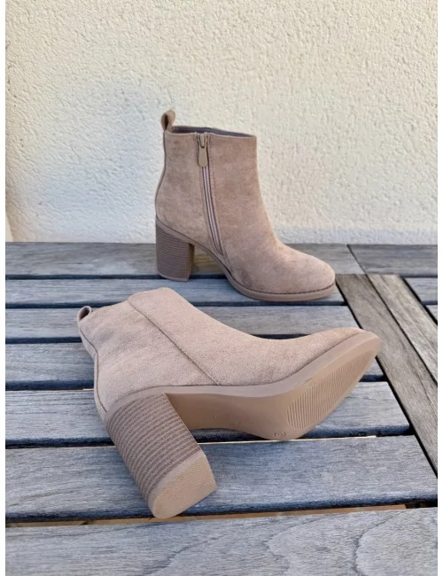 Botines con tacón de...
