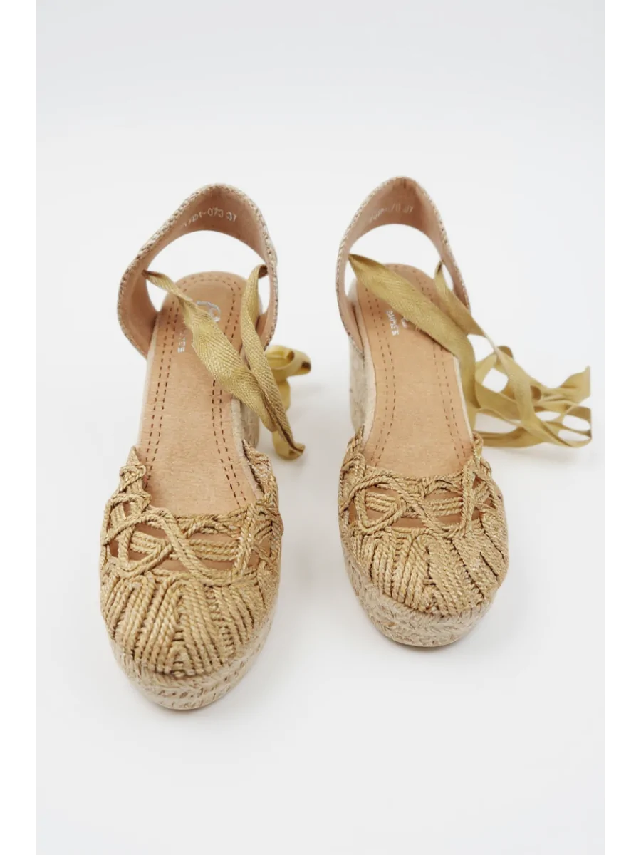 Sandalias con Plataforma Atadas a la Pierna Vairo Gold