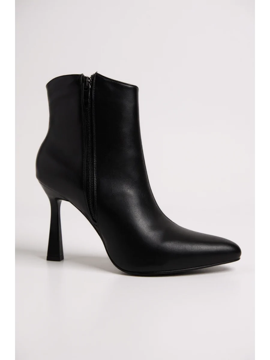 Botines de Tacon fino Biagio Noir