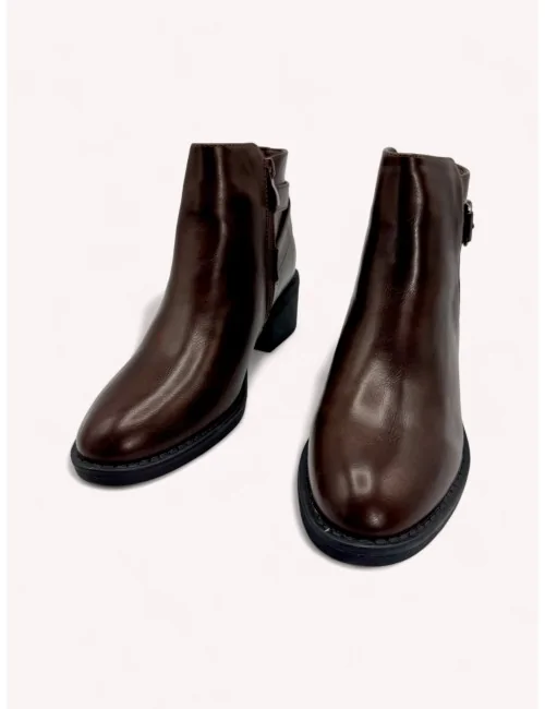 Botines con hebilla Adda Brown