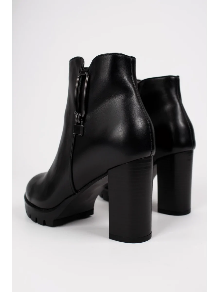 Botin con tacon y cremallera Lucca Noir