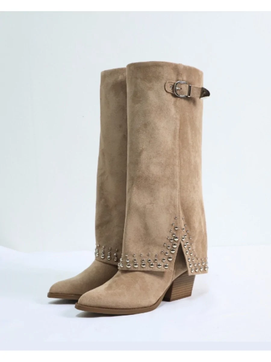 Botas Conwboy con detalle plateado Trino Khaki
