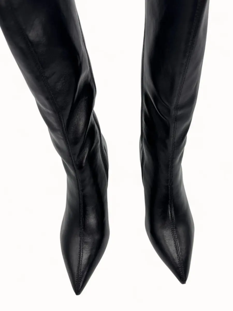 Botas con tacon y punta fina Ghedi Noir
