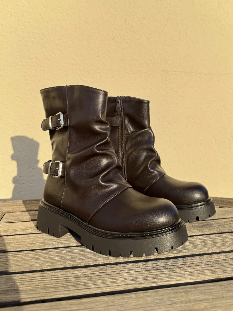 Botas biker con doble hebilla y cremallera Assago Brown
